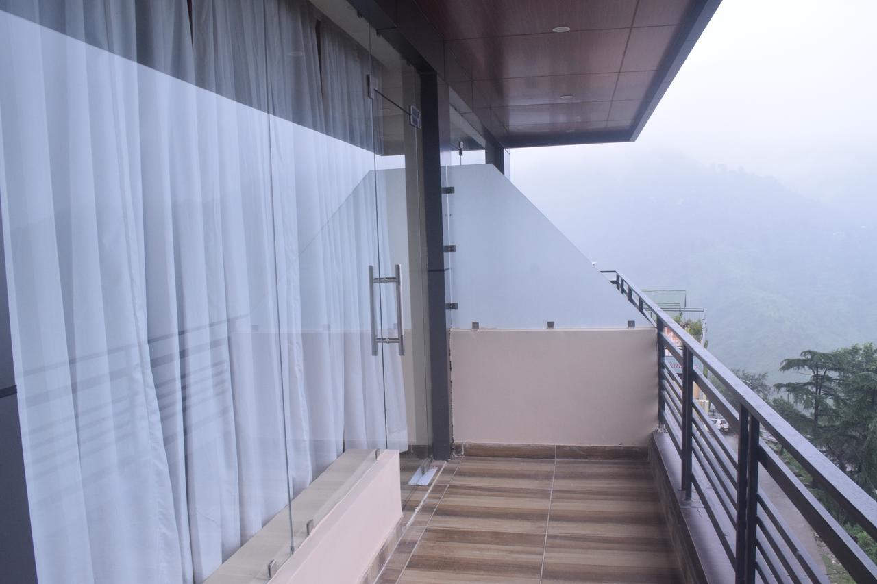 Hotel King Castle Νταραμσάλα Εξωτερικό φωτογραφία