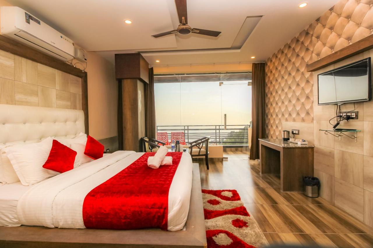 Hotel King Castle Νταραμσάλα Εξωτερικό φωτογραφία